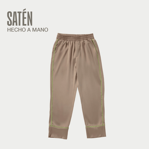Satén beige