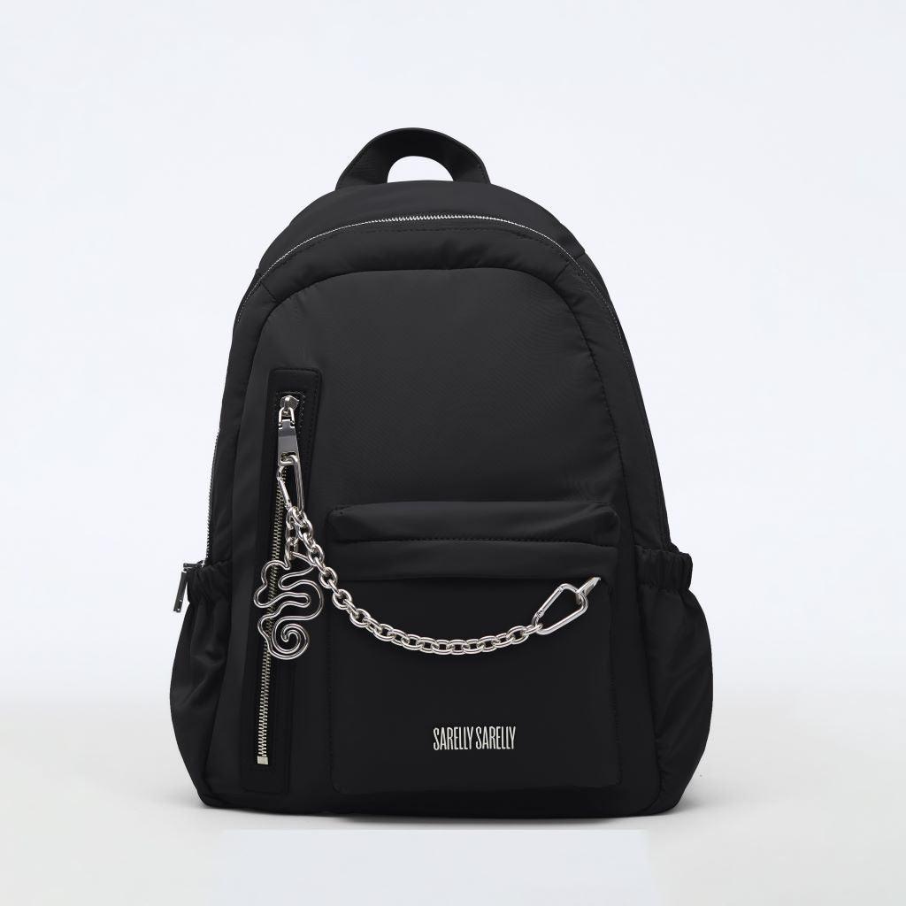 THE ESSENTIAL BACKPACK