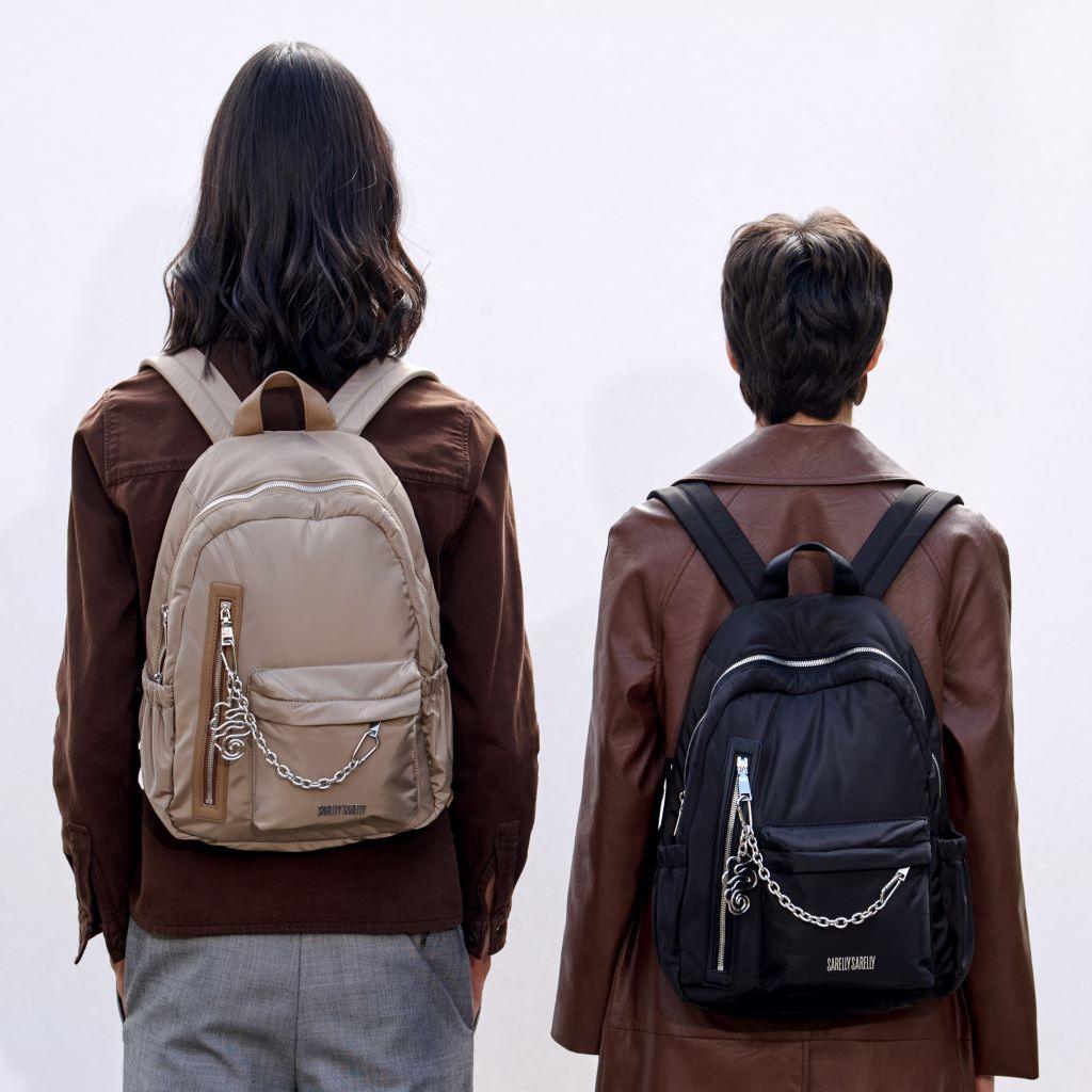 THE ESSENTIAL BACKPACK